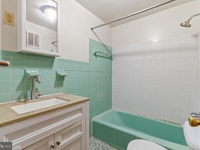 1417 Lombard Street, Philadelphia PA 19146