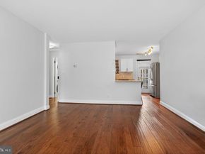 2800 S Wakefield Street A, Arlington VA 22206