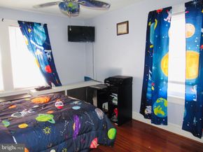 306 S State Road, Upper Darby PA 19082