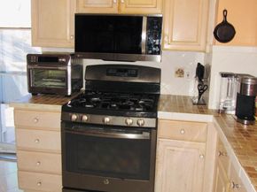 306 S State Road, Upper Darby PA 19082