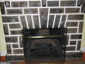 306 S State Road, Upper Darby PA 19082