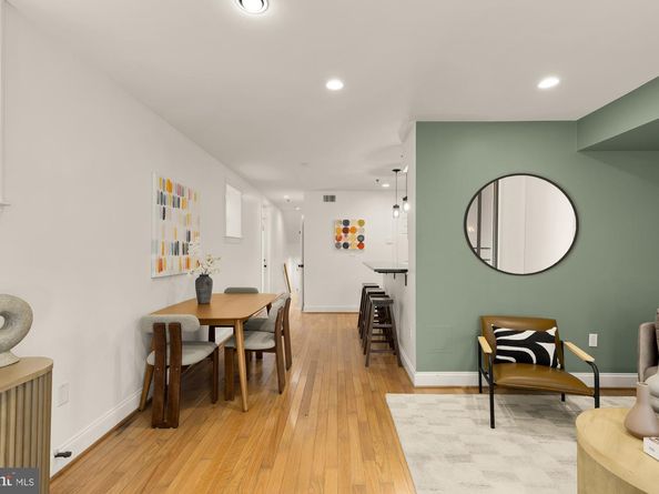 2432 Ontario Road NW 1, Washington DC 20009