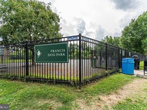 1124 25TH Street NW T4, Washington DC 20037