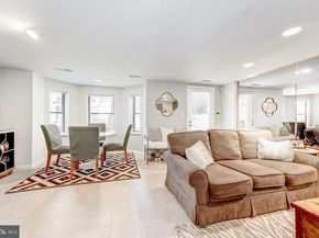 1124 25TH Street NW T4, Washington DC 20037