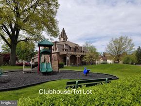 5100 Convent Lane 510, Philadelphia PA 19114