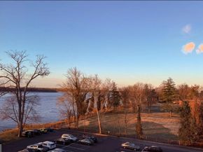 5100 Convent Lane 510, Philadelphia PA 19114