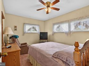 2 Silver Birch Lane, Levittown PA 19055