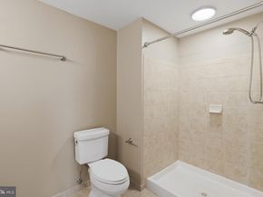 1020 N Highland Street 1116, Arlington VA 22201