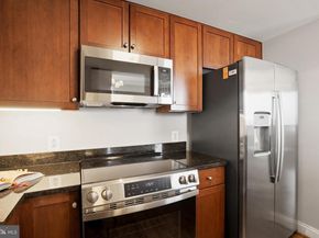 1020 N Highland Street 1116, Arlington VA 22201