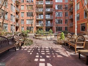 1020 N Highland Street 1116, Arlington VA 22201