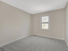 7820 Antiopi Street, Annandale VA 22003