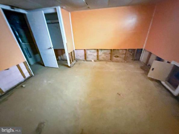 2904 Devereaux Avenue, Philadelphia PA 19149