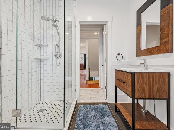 223 Dupont Street, Philadelphia PA 19127