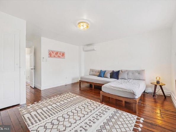 223 Dupont Street, Philadelphia PA 19127