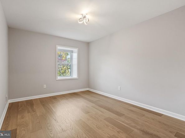 6620 Rosecroft Place, Falls Church VA 22043