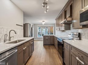 6620 Rosecroft Place, Falls Church VA 22043