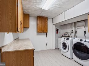 6620 Rosecroft Place, Falls Church VA 22043