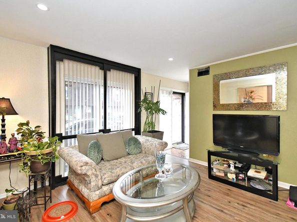 11829 Academy Road 29 B, Philadelphia PA 19154