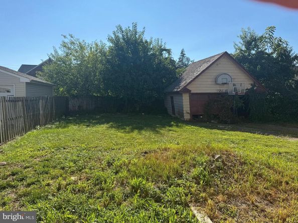 820 Wilde Avenue, Drexel Hill PA 19026