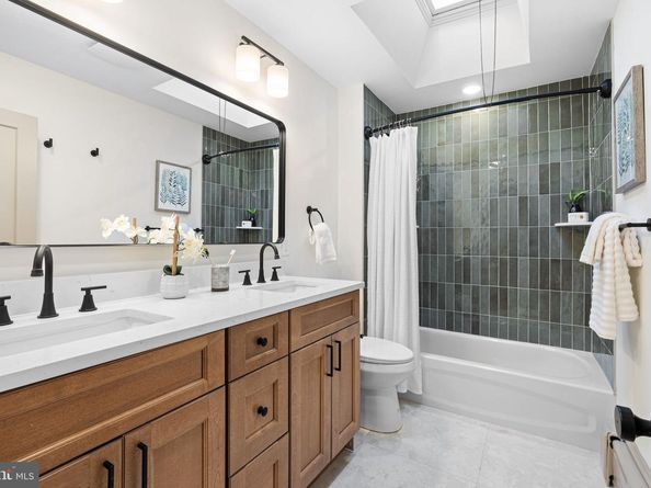 4028 Mitchell Street, Philadelphia PA 19128