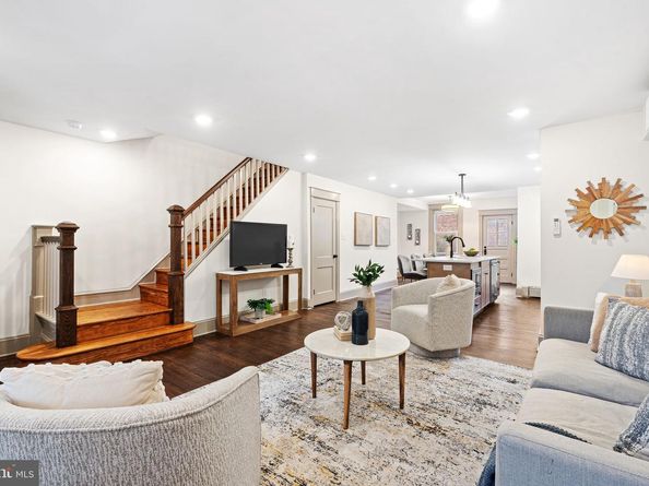 4028 Mitchell Street, Philadelphia PA 19128