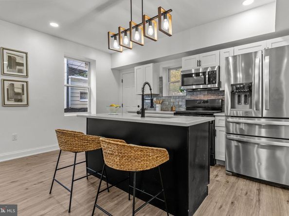 5907 W Girard Avenue, Philadelphia PA 19151