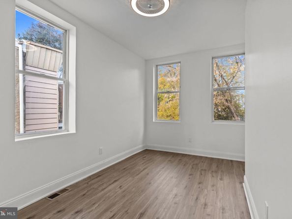 5907 W Girard Avenue, Philadelphia PA 19151