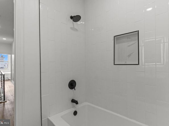 5907 W Girard Avenue, Philadelphia PA 19151