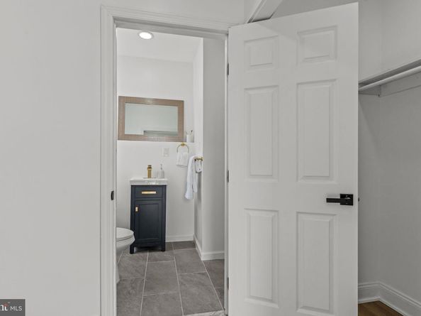 5907 W Girard Avenue, Philadelphia PA 19151