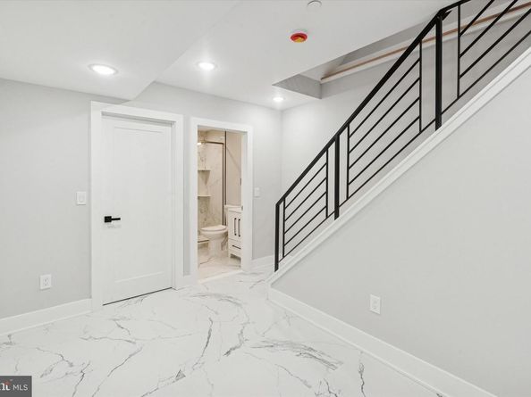 408-410 Cantrell Street, Philadelphia PA 19148