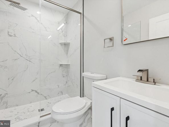 408-410 Cantrell Street, Philadelphia PA 19148