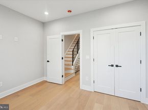 408-410 Cantrell Street, Philadelphia PA 19148