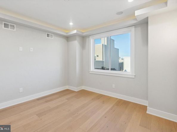 408-410 Cantrell Street, Philadelphia PA 19148