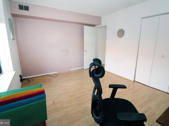 592 Brummel Court NW 592, Washington DC 20012