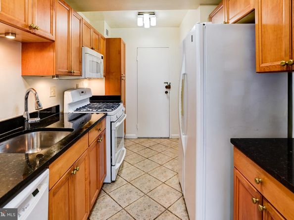 4201 Cathedral Avenue NW 1406E, Washington DC 20016