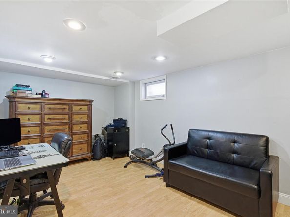 7203 Arthur Drive, Falls Church VA 22046