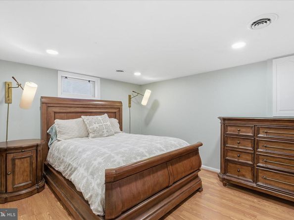 7203 Arthur Drive, Falls Church VA 22046