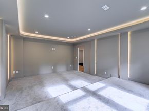 913 Symphony Circle SW, Vienna VA 22180