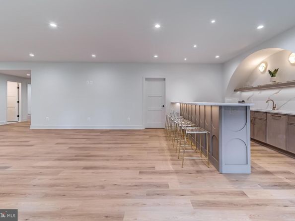 913 Symphony Circle SW, Vienna VA 22180