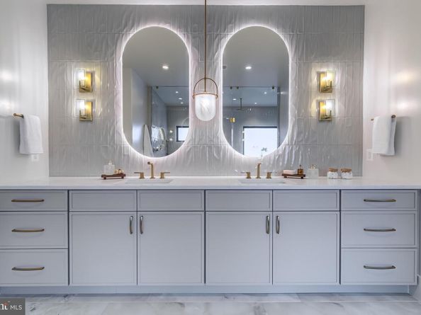 913 Symphony Circle SW, Vienna VA 22180