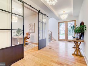 913 Symphony Circle SW, Vienna VA 22180