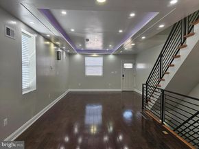 1555 S Hollywood Street, Philadelphia PA 19146