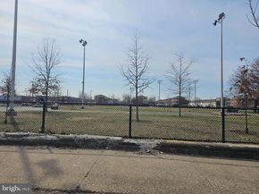 1555 S Hollywood Street, Philadelphia PA 19146