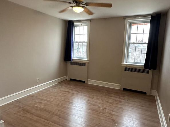 3245 Longshore Avenue, Philadelphia PA 19149