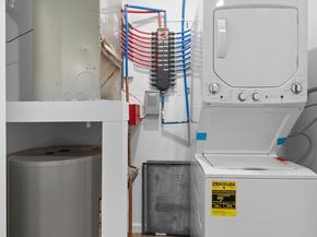 913 N 43rd Street, Philadelphia PA 19104