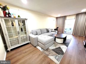 9800 Kingsbridge Drive 2, Fairfax VA 22031