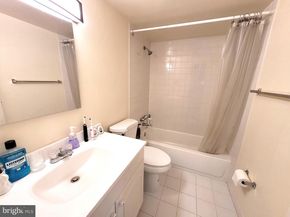 9800 Kingsbridge Drive 2, Fairfax VA 22031