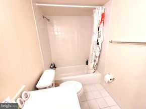 9800 Kingsbridge Drive 2, Fairfax VA 22031