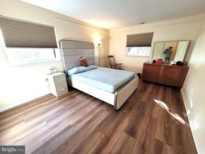 9800 Kingsbridge Drive 2, Fairfax VA 22031