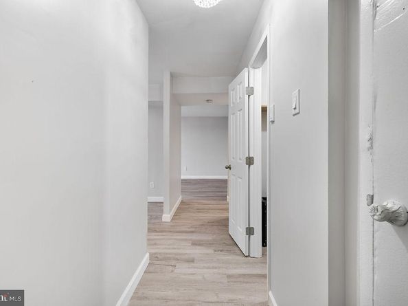 509 N Armistead Street 103, Alexandria VA 22312